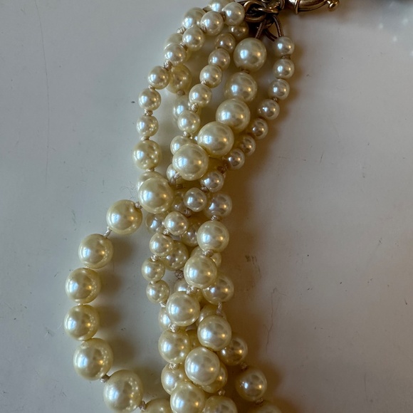 J.Crew Pearl Twisted Hammock Necklace (Pre-Owned) - Picture 4 of 6